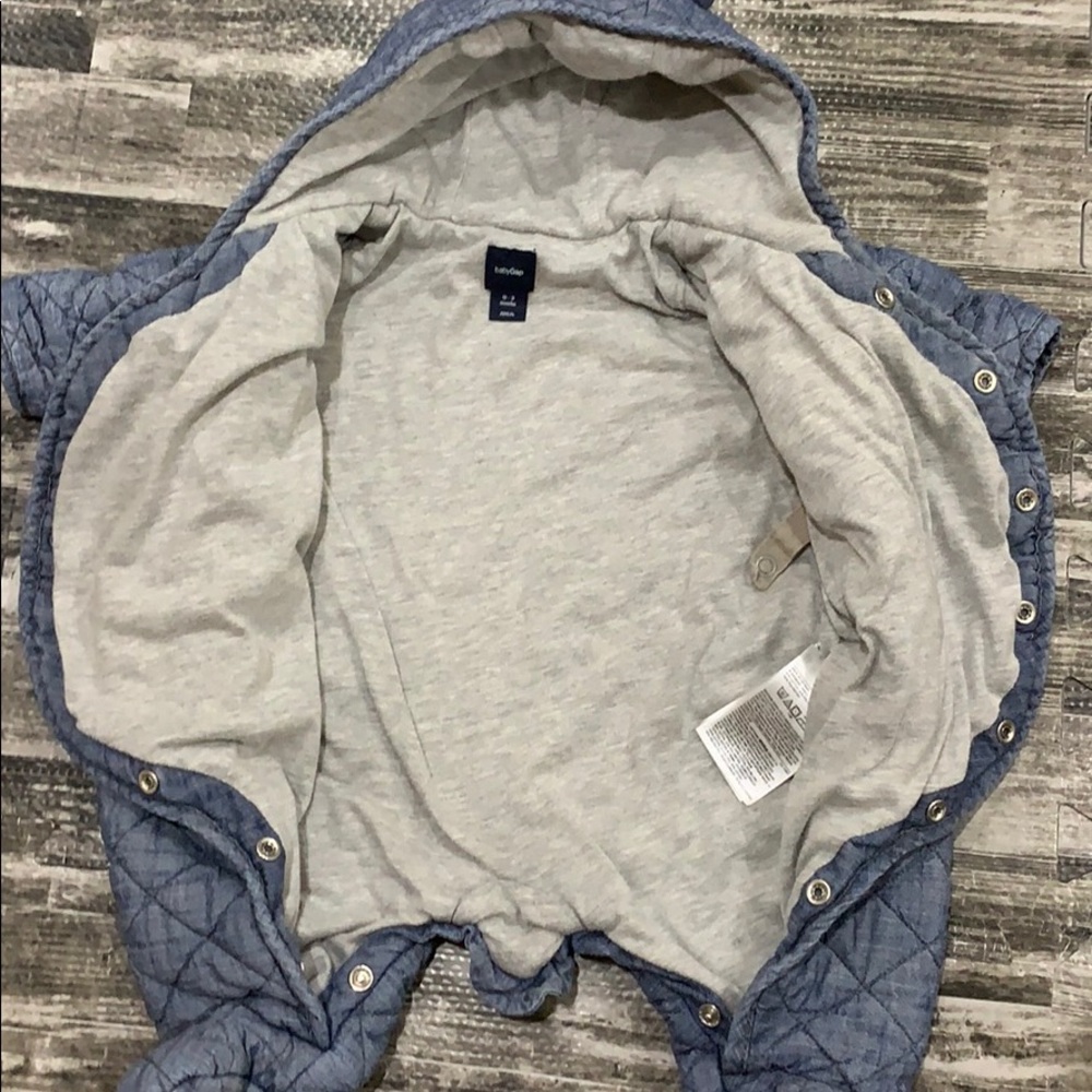 Baby gap - Picture 2 of 2